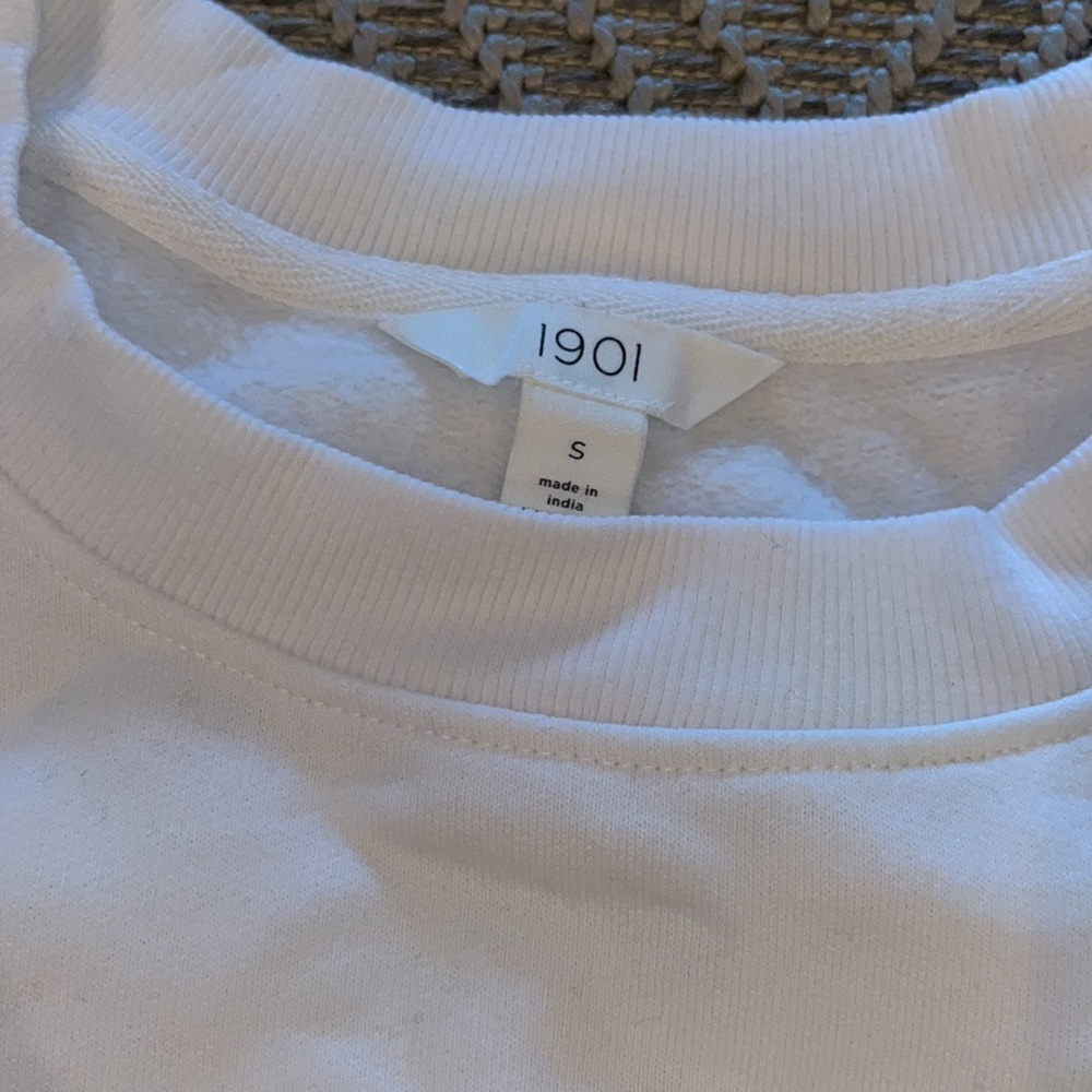 NWT 1901 Mulled Wine Graphic Sweatshirt - Picture 3 of 7